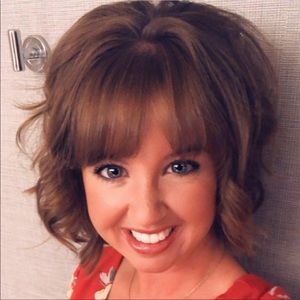 Meet your Posher, Holly